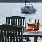 Дом отдыха Lakeside