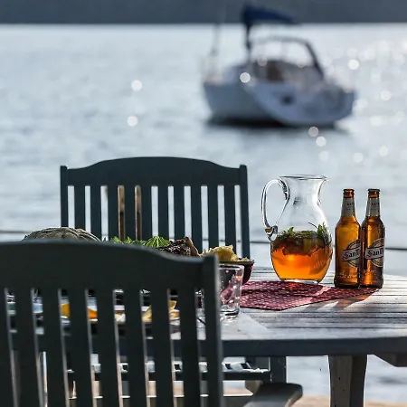 بيت للعطل Lakeside